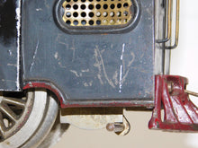 Load image into Gallery viewer, Lionel #38 Standard Gauge engine 0-4-0 Black 1913-20s Runs Reverses & Lights Pre