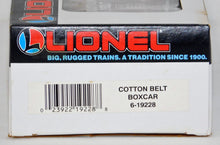 Load image into Gallery viewer, Lionel 6-19228 Cotton Belt Boxcar Blue Streak SSW St. Louis Southwestern 1991