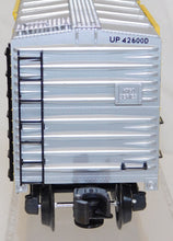 Load image into Gallery viewer, K-Line K763-2112 Union Pacific Stock Car UP #42600D 1/48 O Scale Yellow/Silver