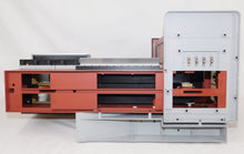 Load image into Gallery viewer, MTH 30-9110 Operating Transfer Dock Freight Warehouse Workers move backNforth O NEW BELTS