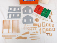 Load image into Gallery viewer, Lionel 969 Construction Set BOXED & COMPLETE w/instructions Postwar O/S Original