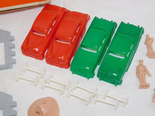 Load image into Gallery viewer, Lionel 969 Construction Set BOXED & COMPLETE w/instructions Postwar O/S Original