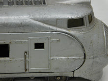 Load image into Gallery viewer, Lionel 751W Union Pacific Aluminum Articulated Streamliner set 752W 753 754 1935