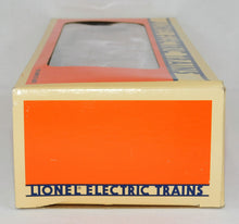 Load image into Gallery viewer, Lionel 6-16412 Chicago Northwestern Railroad 4 bay hopper w/covers C&NW 1994 C8+