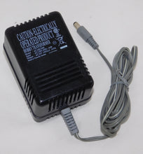 Load image into Gallery viewer, Bachmann 44213 G HO N Power Pack transformer speed controller 1 amp w/ ON/OFF