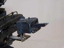 Load image into Gallery viewer, Lionel 902B Outfit Prewar 227 Locomotive Tender BOXED in SET BOX Bell ring CLEAN