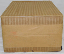 Load image into Gallery viewer, Lionel 902B Outfit Prewar 227 Locomotive Tender BOXED in SET BOX Bell ring CLEAN