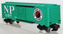 Load image into Gallery viewer, Lionel 6-19284 Northern Pacific 6464 Boxcar 6464-396 Green O/027 C-9 sprung trux