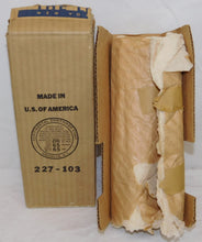 Load image into Gallery viewer, Lionel 902B Outfit Prewar 227 Locomotive Tender BOXED in SET BOX Bell ring CLEAN