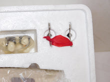 Load image into Gallery viewer, Lionel 6-13802 Classics Runabout Speed Boat Wind Up Remake of #45 Prewar 17" C-10