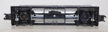 Load image into Gallery viewer, American Flyer 926 GULF OIL Triple Dome Tank Car S gauge GATX 33648 DieCast base