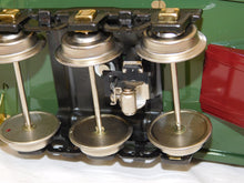 Load image into Gallery viewer, Lionel Classics 13102 13403 13407 1-381E State Passenger Set Standard Gauge engine+ 4 cars