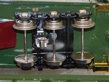 Load image into Gallery viewer, Lionel Classics 13102 13403 13407 1-381E State Passenger Set Standard Gauge engine+ 4 cars