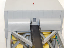 Load image into Gallery viewer, Lionel Trains 6-12782 Lift Bridge in Shipping BOX O Unused C-9 Bell & Lights 30" #213