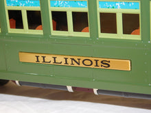 Load image into Gallery viewer, Lionel Classics 13102 13403 13407 1-381E State Passenger Set Standard Gauge engine+ 4 cars