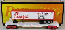 Load image into Gallery viewer, MTH 30-76274 Chick-Fil-A Flat Car w/40' Trailer #2007 O gauge Rail King HTF step crack Uncatalogied
