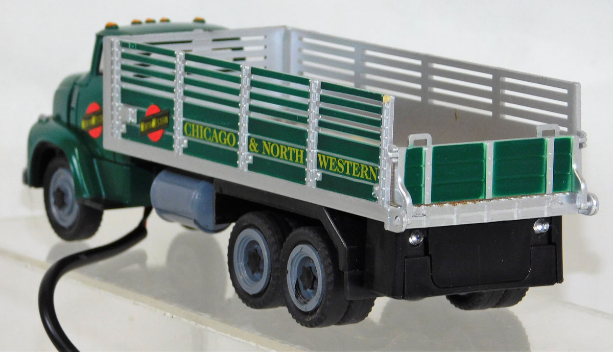 Menards Chicago & Northwestern Stake Truck 1950s 148 O scale limited