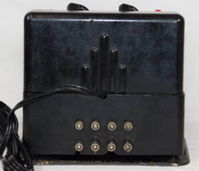 Load image into Gallery viewer, Lionel Type V transformer 150 watts RUNS 4 TRAINS 1939-47 RED print O / STANDARD