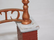 Load image into Gallery viewer, LEMAX 83702 City Zoo Entrance Christmas in the City Ceramic 2008 C-6 Retired