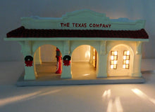 Load image into Gallery viewer, Ertl TEXACO City Type Gas Station Houston Texas Christmas Ceramic village 2001 #6