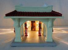 Load image into Gallery viewer, Ertl TEXACO City Type Gas Station Houston Texas Christmas Ceramic village 2001 #6