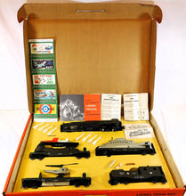 Load image into Gallery viewer, Lionel #1805 Land and Sea Gift Pack USMC Military Train Set Postwar Boxed Missile Launcher USMC action cars
