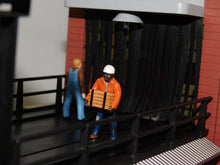 Load image into Gallery viewer, MTH 30-9110 Operating Transfer Dock Freight Warehouse Workers move backNforth O NEW BELTS