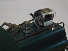 Load image into Gallery viewer, Lionel #402 Standard Gauge DARK GREEN electric engine 0-4-4-0 Dual Motors Prewar