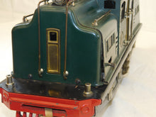 Load image into Gallery viewer, Lionel #402 Standard Gauge DARK GREEN electric engine 0-4-4-0 Dual Motors Prewar