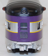 Load image into Gallery viewer, MTH MT- 20- 6500 Atlantic Coast Line 5 Car 70' Painted Aluminum Passenger Set 1996