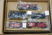 Load image into Gallery viewer, Lionel 6-21795 McCormick Farmall Case/IH Steam Train Set Uncatalogued C-8 Scarce