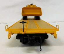 Load image into Gallery viewer, MTH 20-98796 Caterpillar O Premier Flat Car w/ CAT 966A Traxcavator #140820 1/48