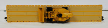 Load image into Gallery viewer, MTH 20-98796 Caterpillar O Premier Flat Car w/ CAT 966A Traxcavator #140820 1/48