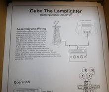 Load image into Gallery viewer, MTH 30-9120 GABE THE LAMPLIGHTER for O or S American Flyer climbs floodlight C-8