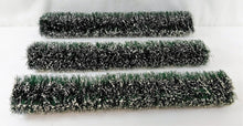 Load image into Gallery viewer, Department 56 #52662 Village Accessories Flexible Frosted Sisal Hedge Set of 3 Landscape New
