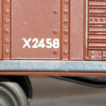 Load image into Gallery viewer, Lionel x2458 Pennsylvania DoubleDoor Automobile Mtal Boxcar EXTRA RIVET Version