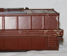 Load image into Gallery viewer, Lionel x2458 Pennsylvania DoubleDoor Automobile Mtal Boxcar EXTRA RIVET Version