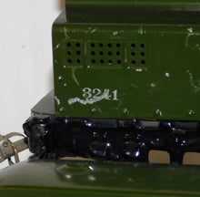 Load image into Gallery viewer, Ives #700 BOXED Standard Gauge Passenger Set 3241 Green 184 186 Clean & Running