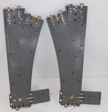 Load image into Gallery viewer, MTH 40-1020 1021 PAIR RealTrax RH/LH Switches 072 O Used Works great C7 +INSTRUCTIONS