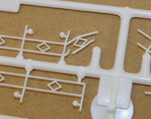 Load image into Gallery viewer, Faller 312 FERRIS WHEEL HO Scale Complete unused Carnival Circus Ride Kit unpwrd