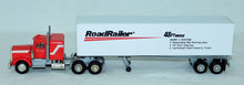 Load image into Gallery viewer, Lionel Truck 6-12833 Kenworth Roadrailer Tractor Trailer Die Cast Truck 48 Wedge