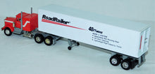 Load image into Gallery viewer, Lionel Truck 6-12833 Kenworth Roadrailer Tractor Trailer Die Cast Truck 48 Wedge