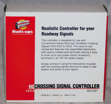 Load image into Gallery viewer, Walthers 933-2307 HO Crossing Signal Controller 1/87 for Cantilever crossing sig