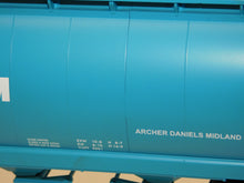 Load image into Gallery viewer, MTH 20-97469 Archer Daniels Midland 100 ton 4 Bay Cylindrical hopper ADM Premier