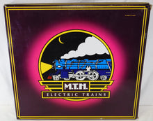 Load image into Gallery viewer, MTH 20-6536 CNW 5 Car 70' Streamline Passenger Set Smooth Chicago Northwestern LN