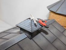 Load image into Gallery viewer, Menards 279-1992 Classic Dairy Barn w/ cows Farm Ranch O gauge lighted Retired