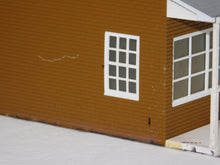 Load image into Gallery viewer, Lionel 6-34109 Large Suburban House I O gauge lighted Lionelville gray brown #1