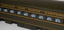 Load image into Gallery viewer, MTH 20-6536 CNW 5 Car 70' Streamline Passenger Set Smooth Chicago Northwestern LN