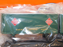 Load image into Gallery viewer, Lionel 6-26065 Railway Express Agency Piggyback Flatcar w/removable Trailers REA