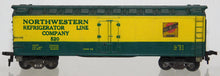 Load image into Gallery viewer, AC Gilbert HO Scale 520 Northwestern Refrigerator Line 1956 CNW Green Yellow